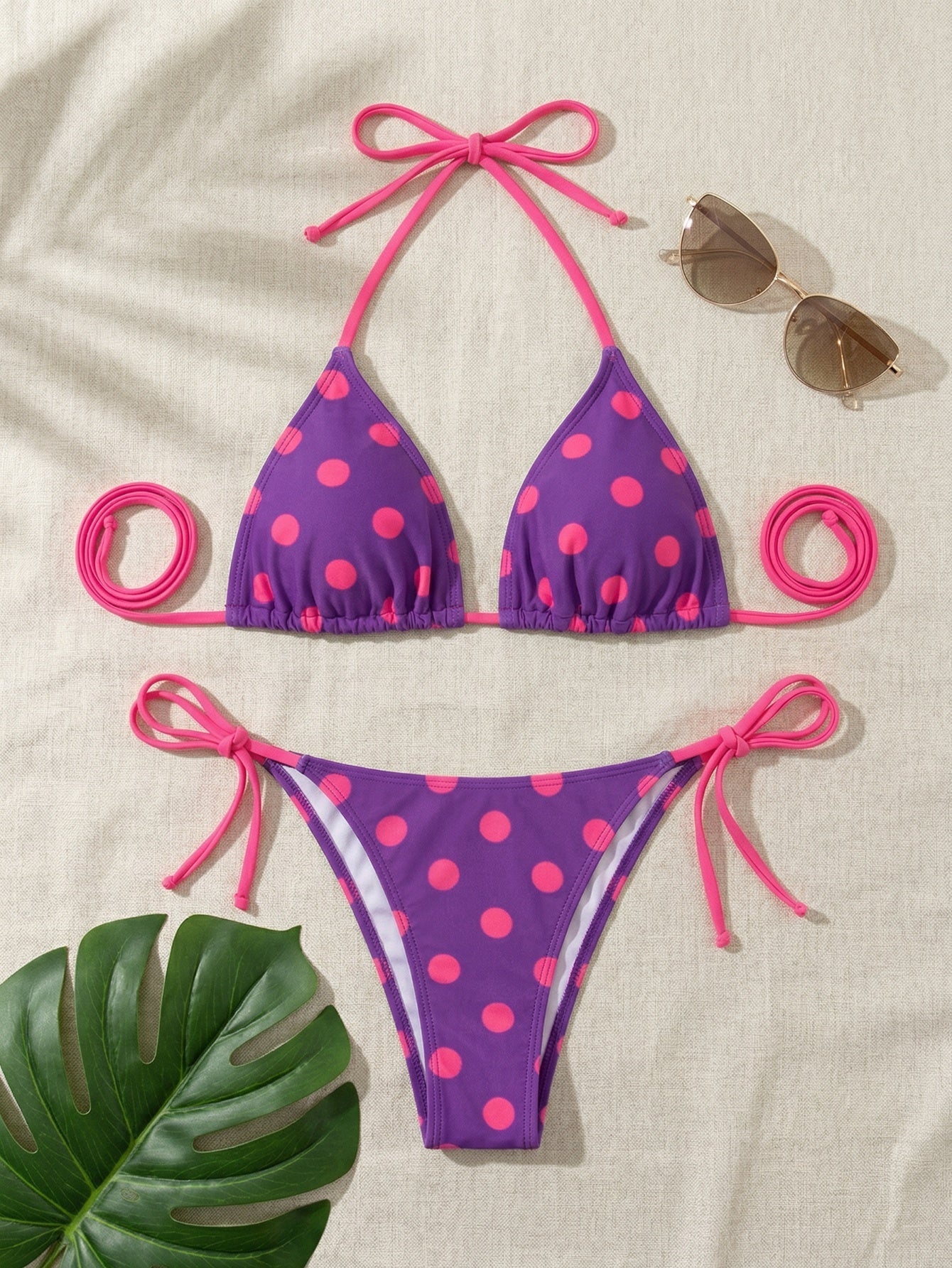 Bikini à pois au style vintage pour un look rétro séduisant BEACHEERS