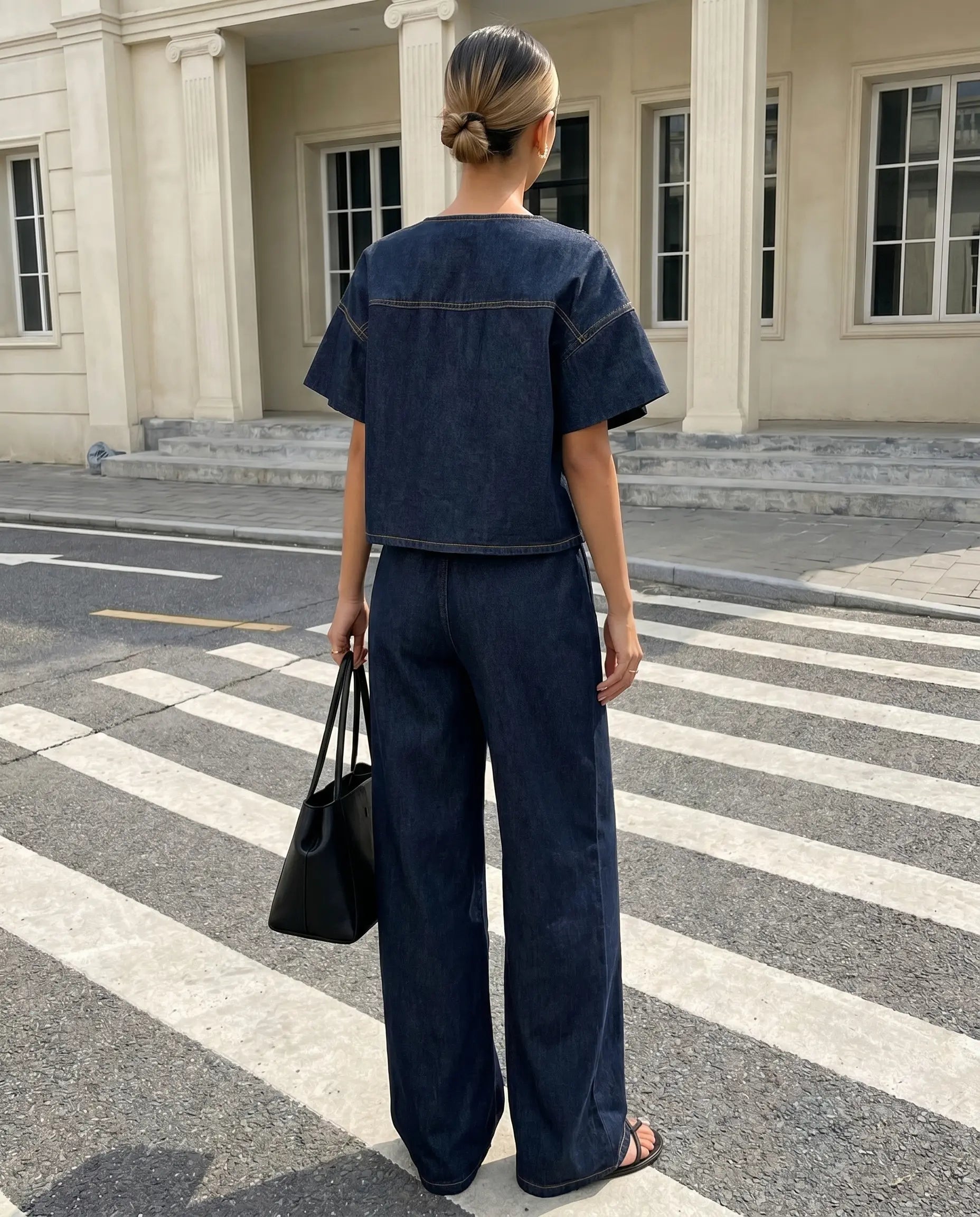 Pantalon en denim foncé à taille haute et jambes larges SELUNE