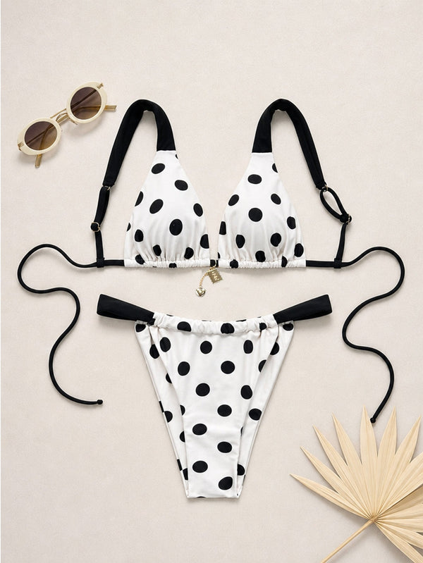 Ensemble bikini chic noir et blanc à pois, coupe haute BEACHEERS