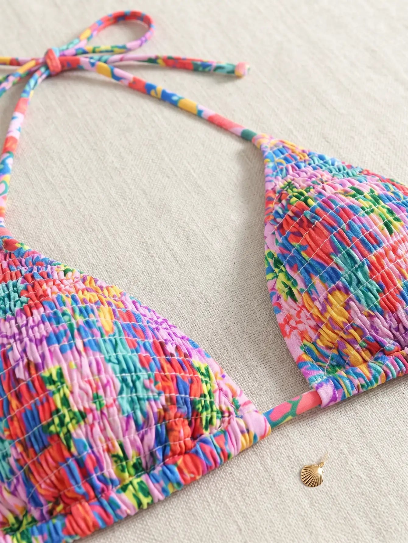Ensemble bikini triangle smocké à col halter à motifs floraux chic BEACHEERS