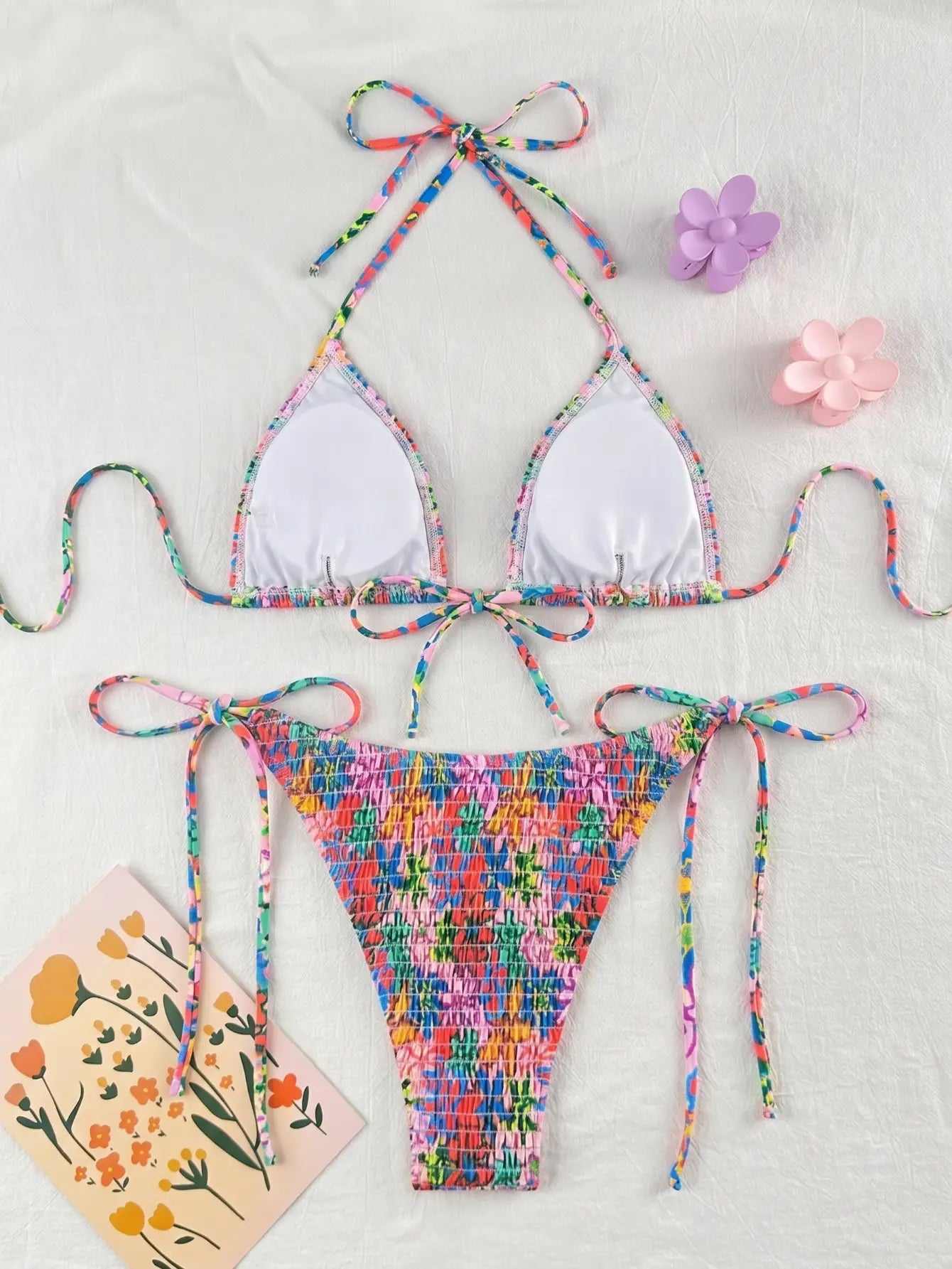 Ensemble bikini triangle smocké à col halter à motifs floraux chic BEACHEERS