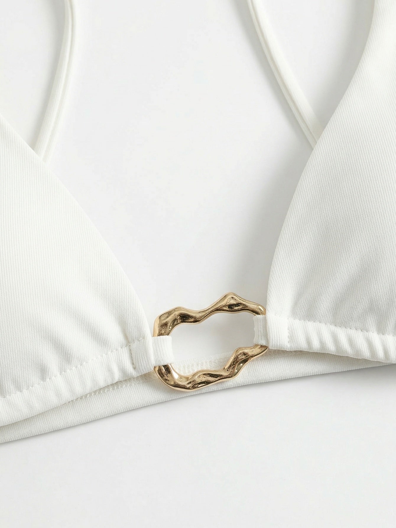 Maillot de bain deux pièces triangle à anneaux métalliques - Élégant et chic BEACHEERS