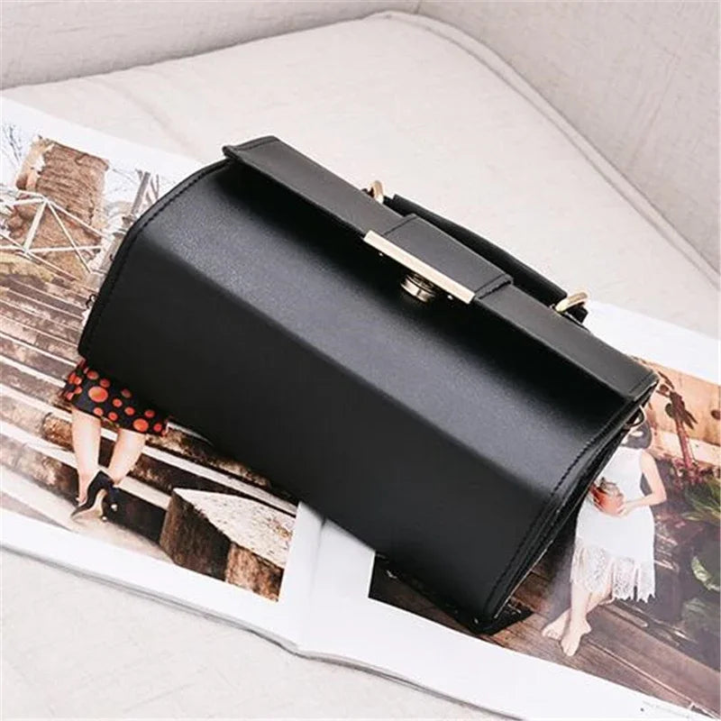 Sac bandoulière rétro-chic pour femme - simili-cuir de haute qualité SELUNE