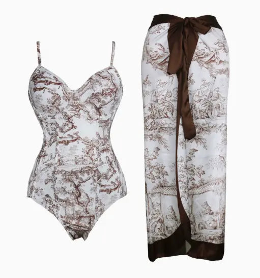 Maillot de bain une pièce à bretelles spaghetti, imprimé marron, avec jupe portefeuille. SELUNE