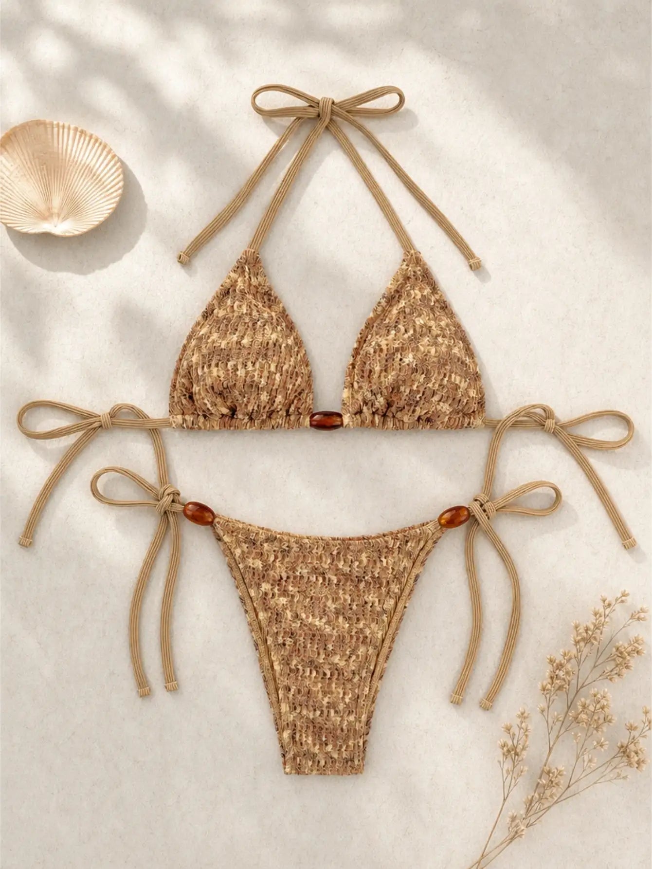 Ensemble bikini triangle texturé en sable doré – Vêtements de plage baignés par le soleil BEACHEERS