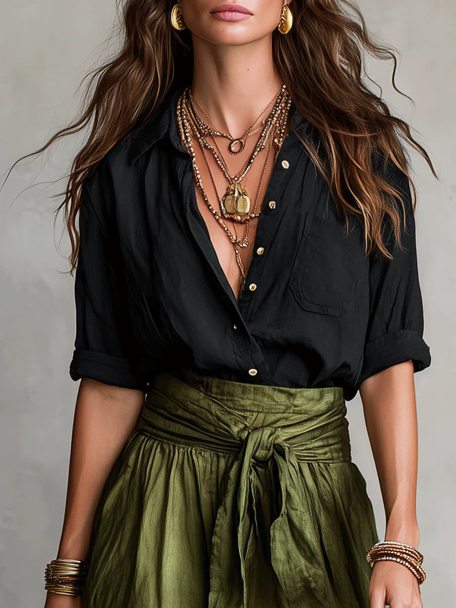 Aitana | Ensemble à deux pièces avec chemise noire et jupe midi vert olive pour femme SELUNE