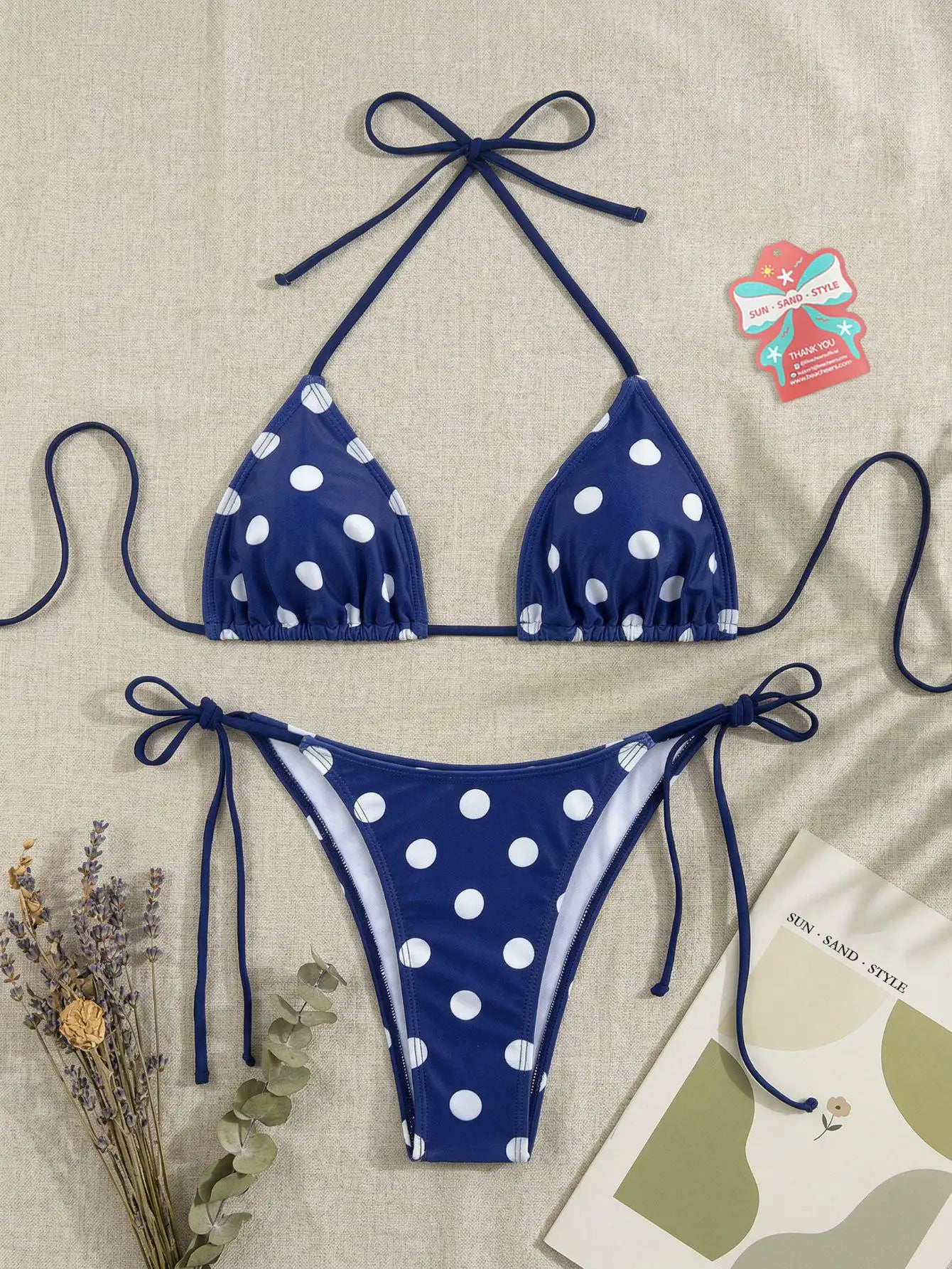 Bikini à pois au style vintage pour un look rétro séduisant BEACHEERS
